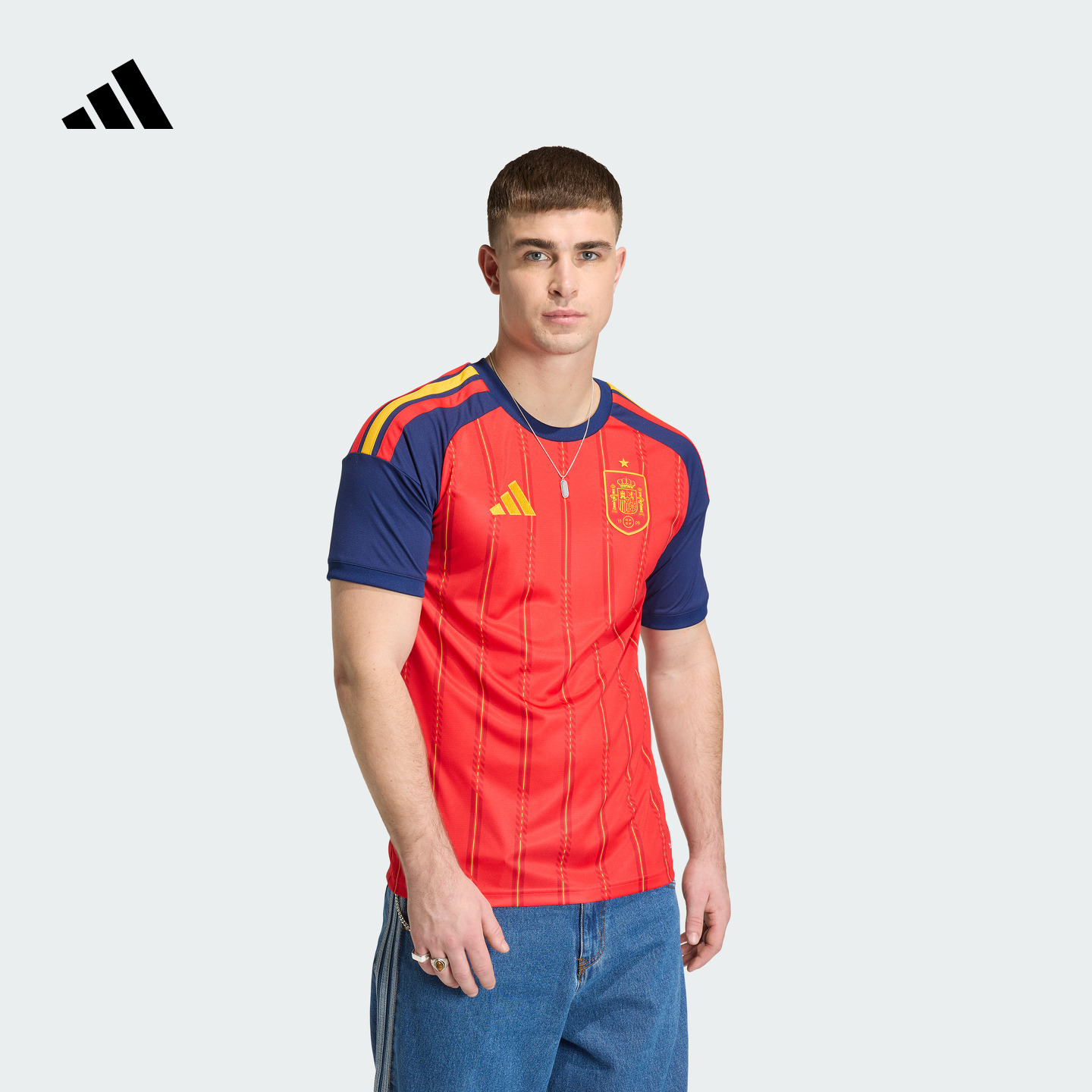 阿迪达斯西班牙队主场球迷版球衣