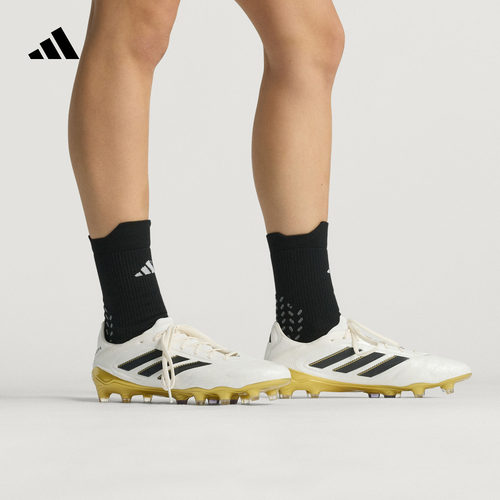 阿迪达斯男女足球鞋adidas