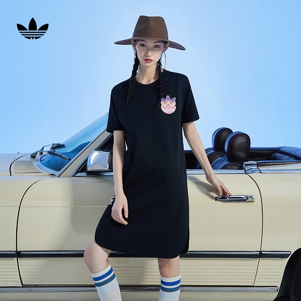 adidas阿迪达斯官方三叶草女装舒适运动圆领短袖连衣裙HF0115