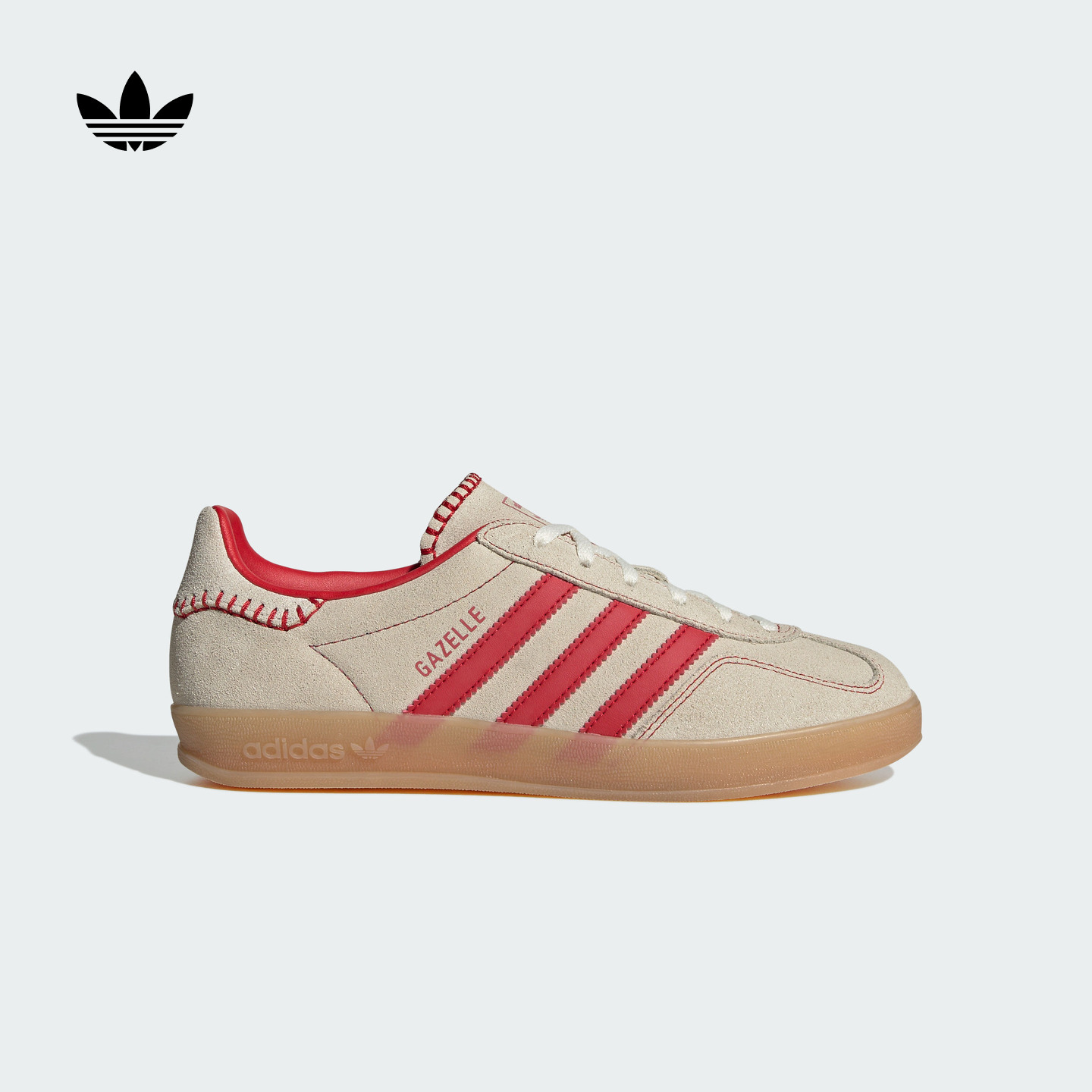 阿迪达斯三叶草经典鞋