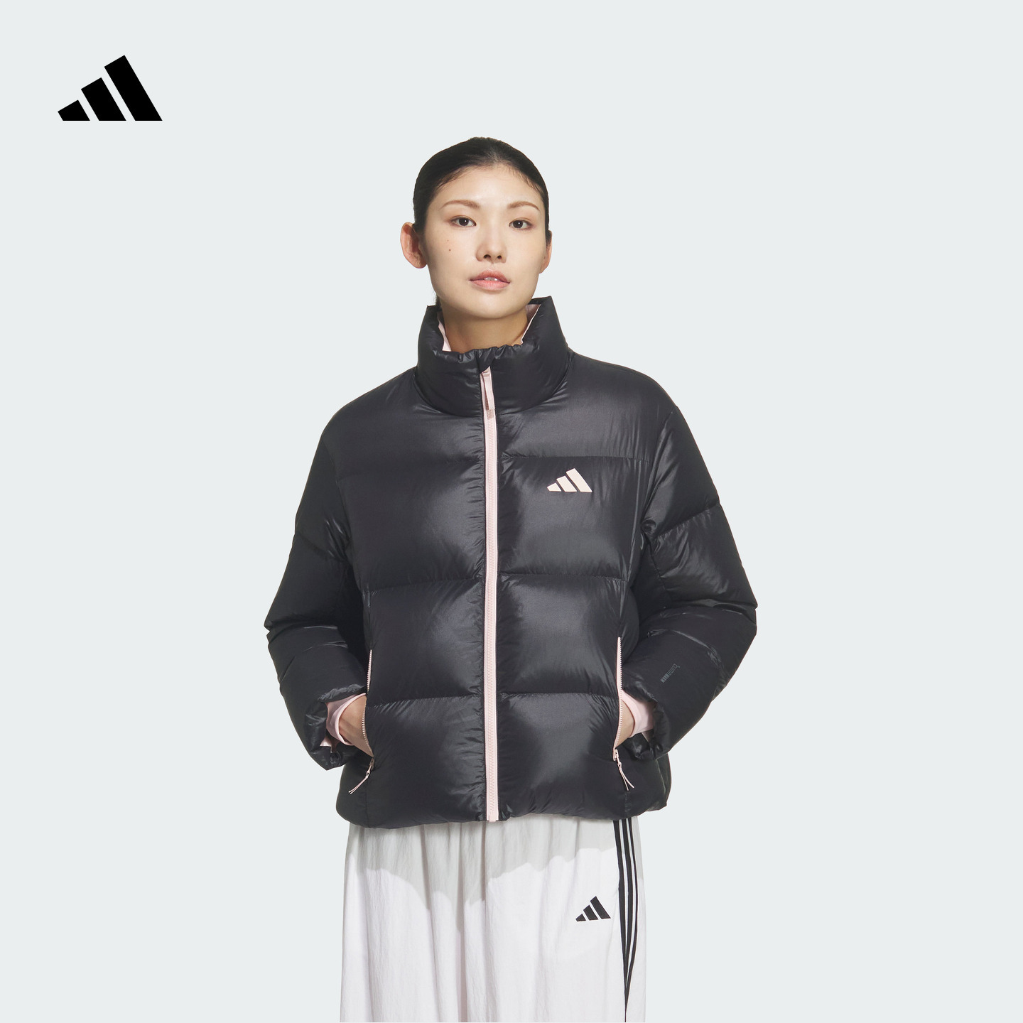 阿迪达斯女子羽绒服adidas