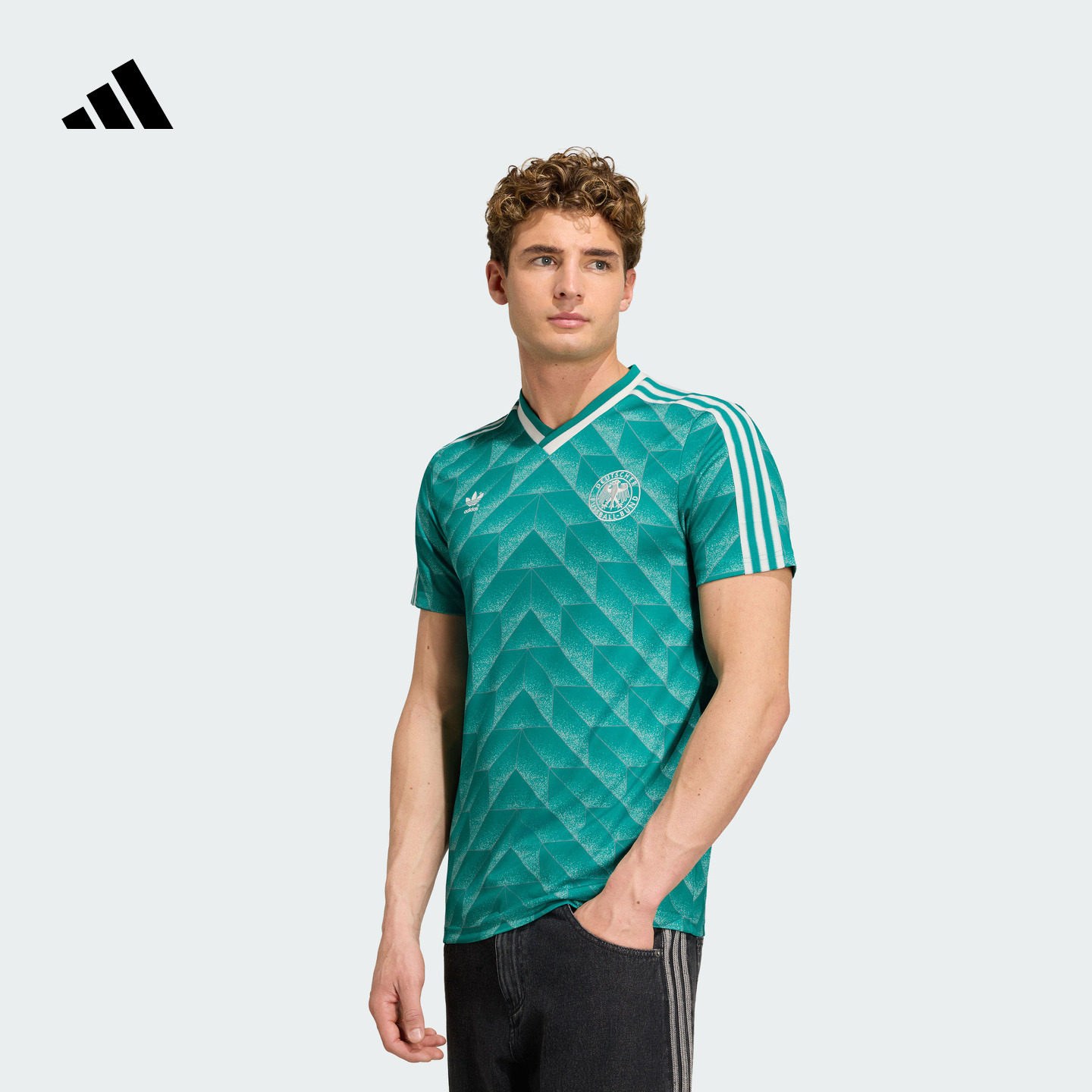 德国队1990客场复古足球休闲文化短袖V领球衣男adidas阿迪达斯