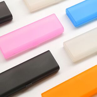 无印纯色简约文具盒透明磨砂收纳盒PP材质塑料彩色铅笔盒学生笔盒