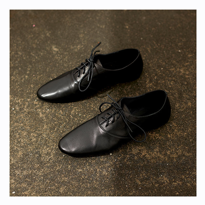 ��ɫ 33 ����СƤЬ2025����ϵ����Ƥ��Ь��Լ��ٴ����������Ƥ�͸�ŮЬ