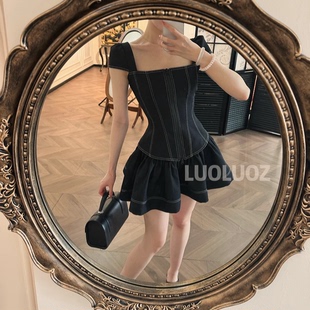 LUOLUOZ【明线叙事】高级气质两件套连衣裙女夏辣妹方领收腰短裙