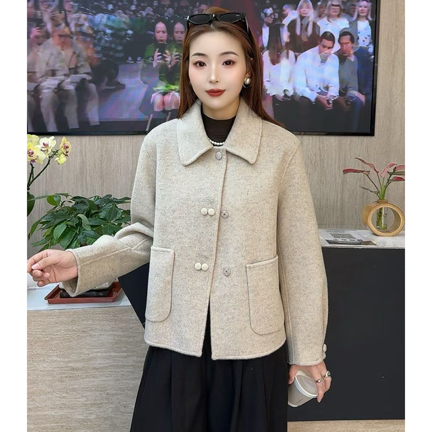 短款双面呢子大衣秋冬2026新款妈妈装翻领高端小个子贵夫减龄外套