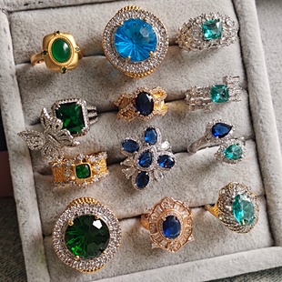 1法式复古轻奢彩宝锆石戒指中古风古董戒指ins冷淡风活口可调节女