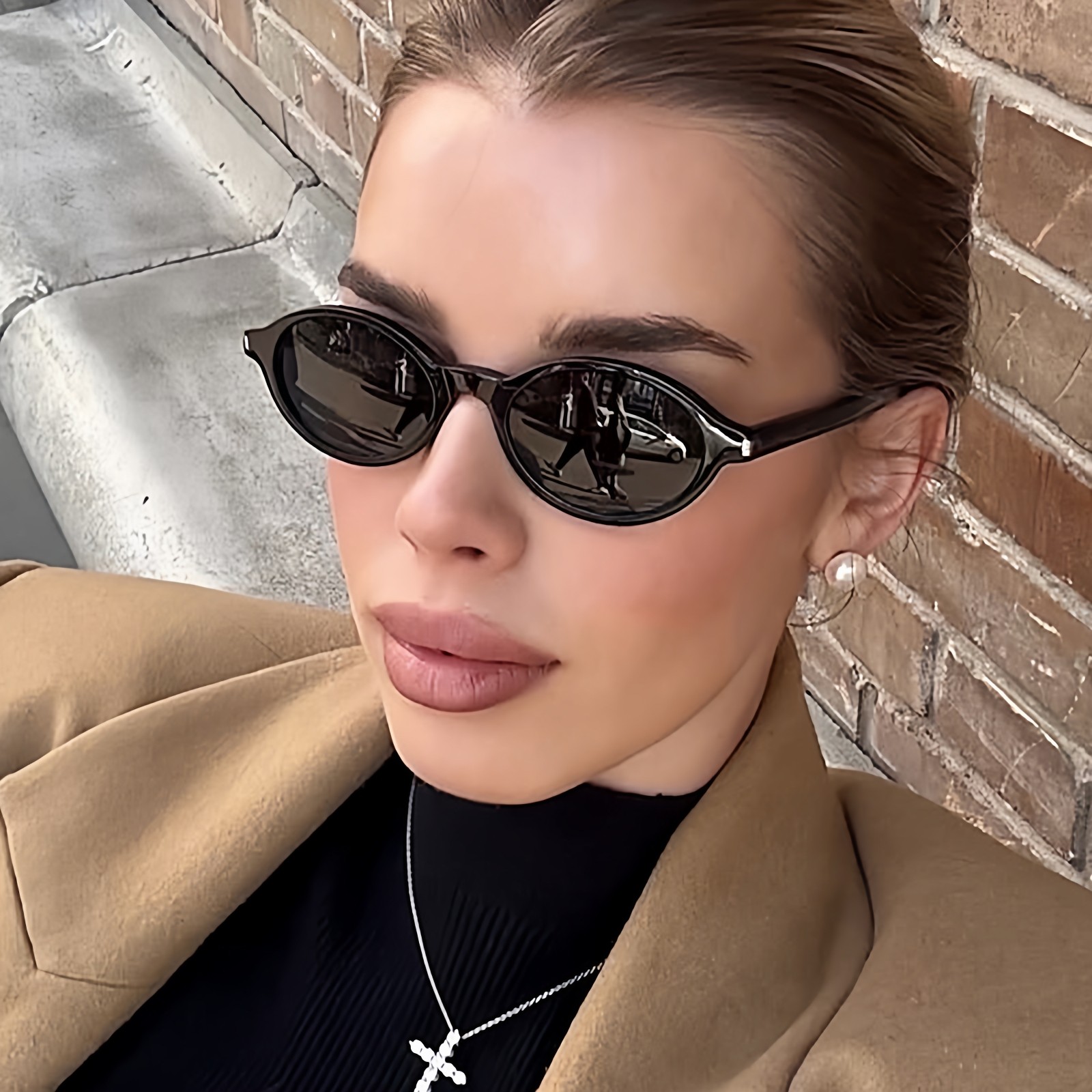 超轻墨镜女款高级感复古简约适合小脸型的不压鼻防紫外线太阳眼镜