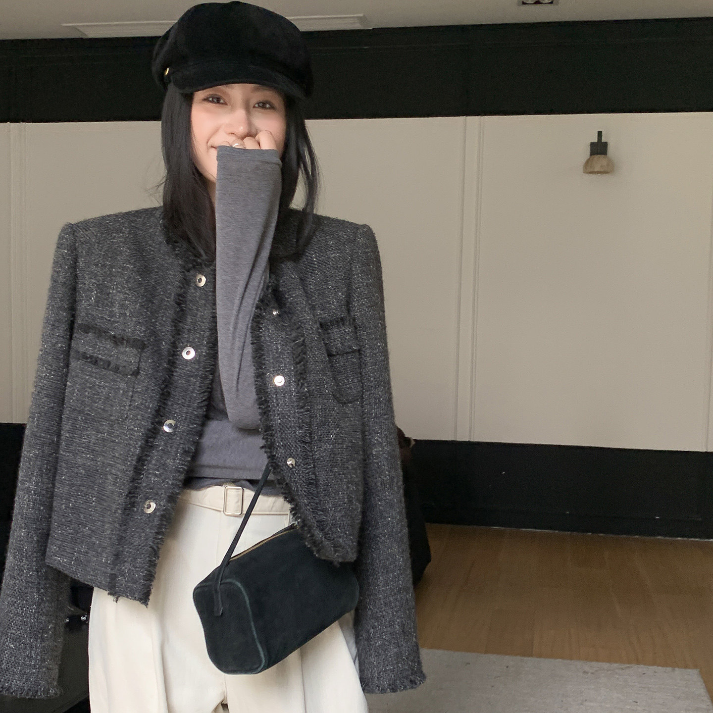 衣饰馨语品牌设计轻奢风圆领流苏毛边宽松正肩百搭羊毛呢短款外套