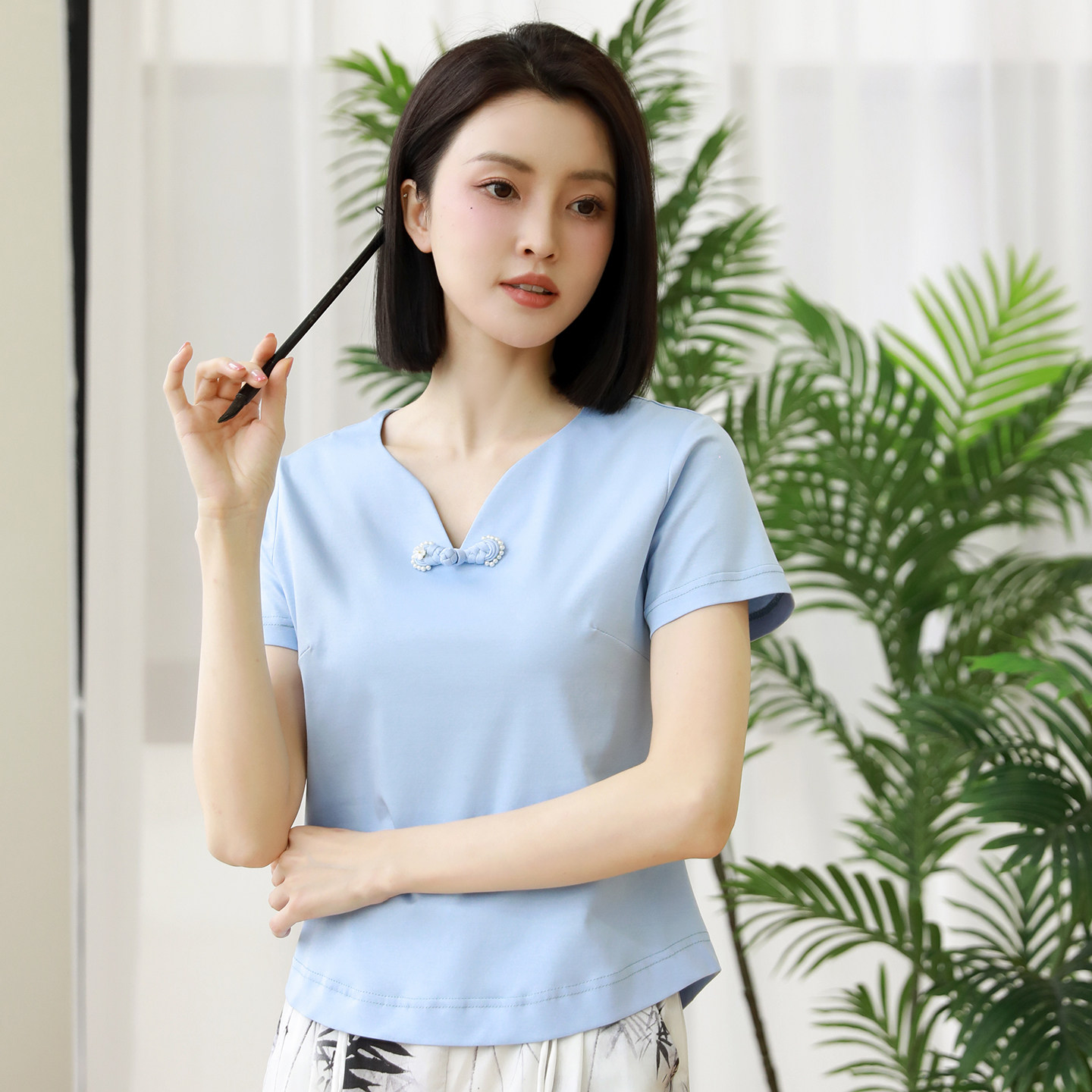 短袖T恤夏季V领盘扣复古打底衫纯色体恤茶服修身凉感桑蚕丝上衣女