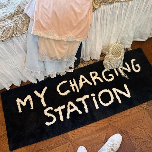 ins风床边毯MY CHARGING STATION卧室长条地毯韩风黑白床头脚垫