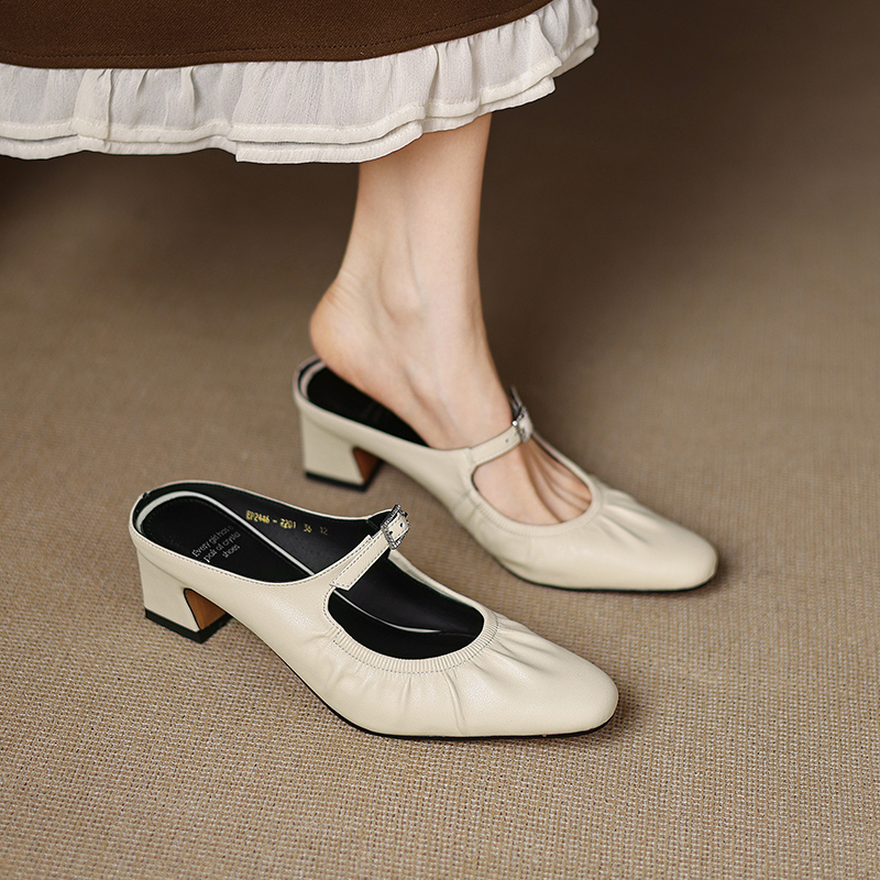 巨好穿~真皮褶皱一字扣带包头半拖鞋女夏新款时尚外穿中跟穆勒拖