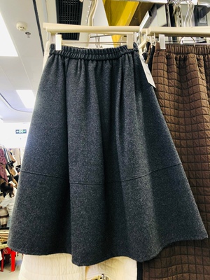 毛呢口袋花苞伞裙显瘦中长裙子