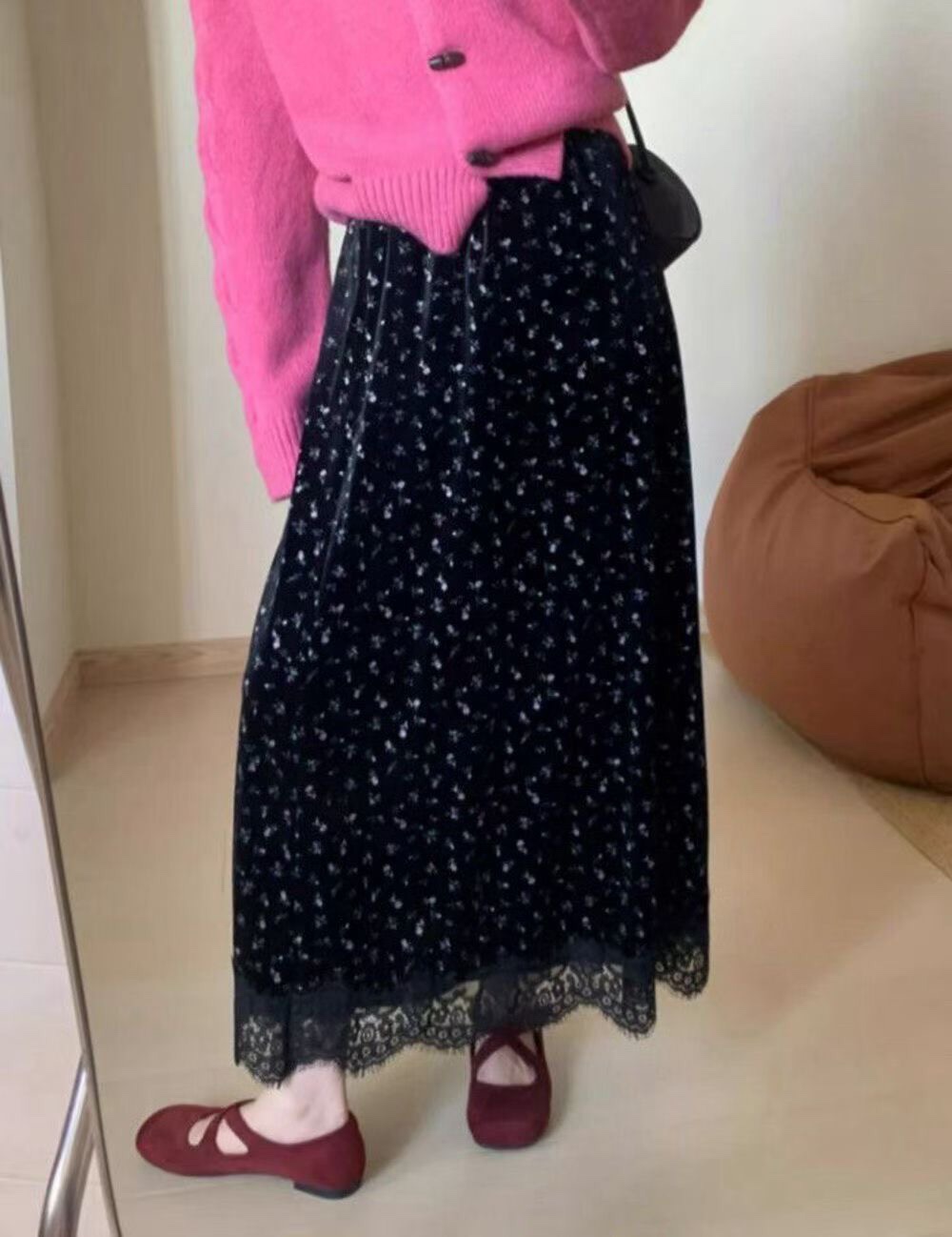 蕾丝花边拼接小碎花丝绒长裙