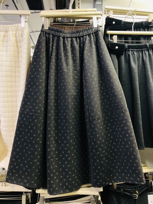 文艺复古毛呢碎花A字中长裙伞裙