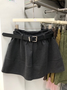 毛呢半身裙女2026新款秋季女装时尚裤裙显瘦a字花苞短裙蓬蓬伞裙