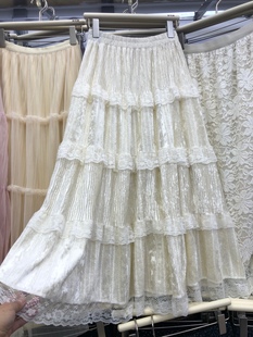 杏色蕾丝花边拼接丝绒半身裙女秋冬加绒加厚a字中长款仙女蛋糕裙