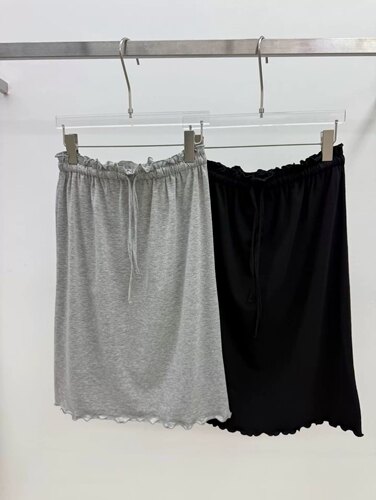 日常百搭柔软舒适木耳边休闲半裙
