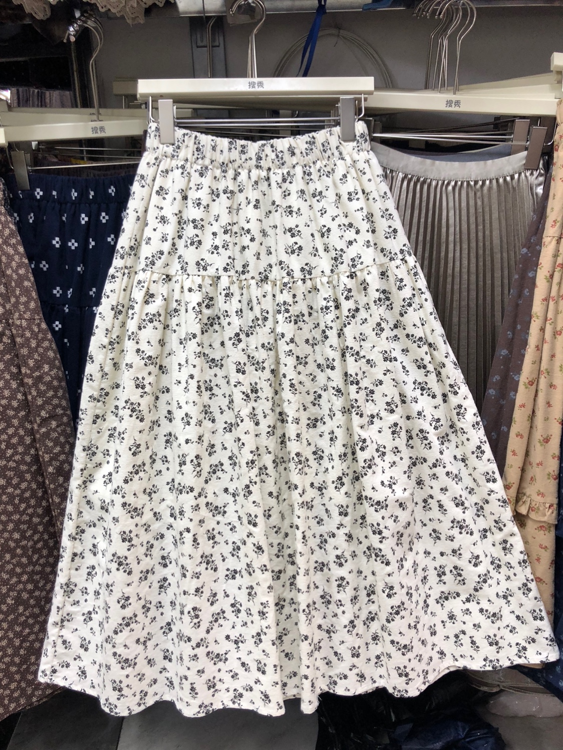 韩系复古文艺碎花半身裙a字伞裙