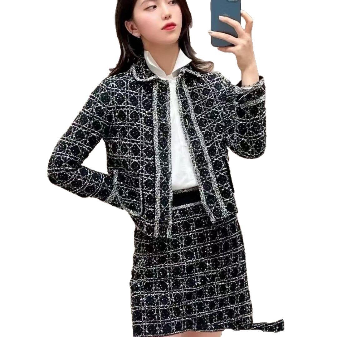 25春季新款女气质名媛小香风格纹时髦减龄学院风外套高级时尚套装