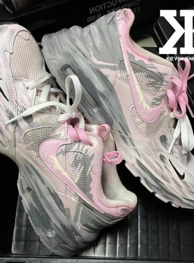 Nike耐克女款低帮跑步鞋