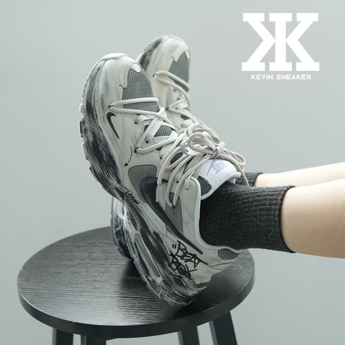 Nike耐克男女同款低帮跑步鞋