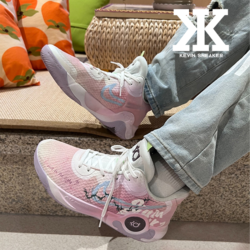 Nike耐克男款中部篮球鞋