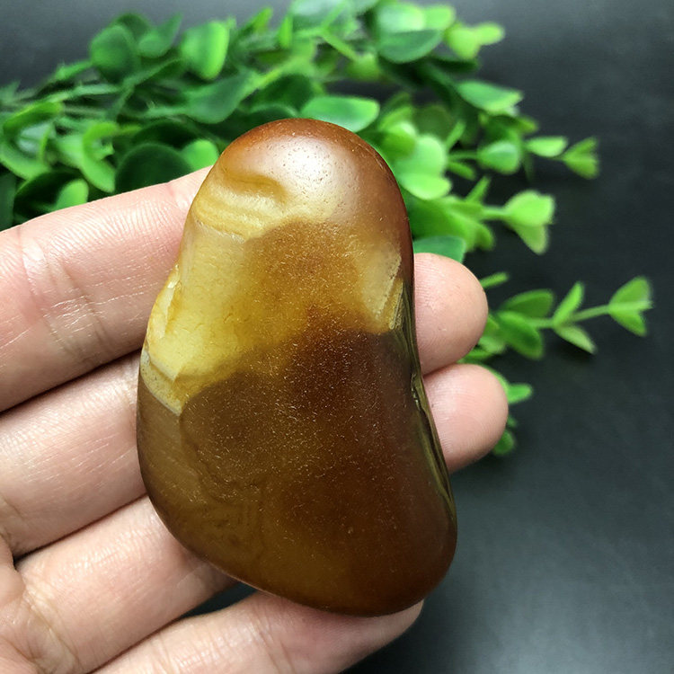 马达加斯加花纹籽料天然冰彩玛瑙马料原石石头手把件收藏奇石1938