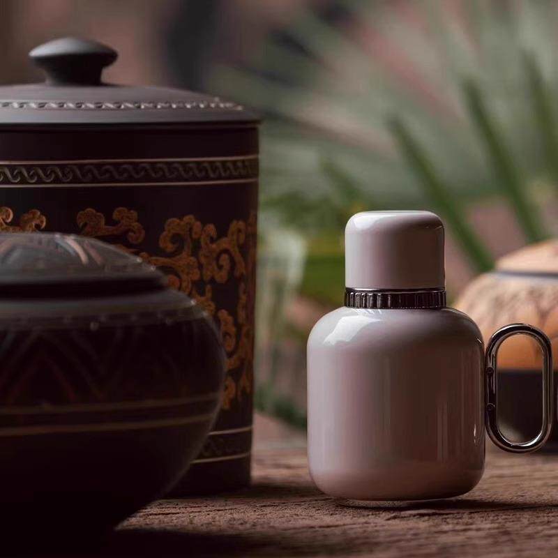 东方钛壶焖茶壶保温壶迷你便捷车载焖茶壶热水壶纯钛内胆显温家用