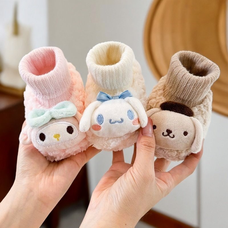 秋冬新生婴儿0-1岁学步鞋卡通加厚鞋袜6-12个月不掉跟加绒棉鞋