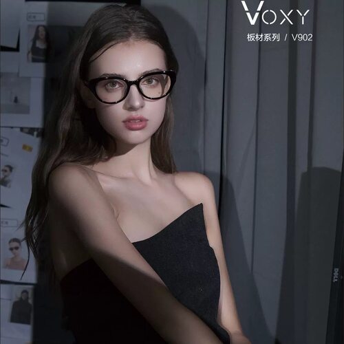 VOXY男女通用时尚板材