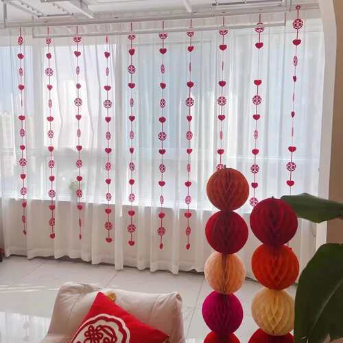 婚房布置装饰结婚喜字吊饰卧室新房门帘婚礼飘窗帘囍字拉花挂饰件