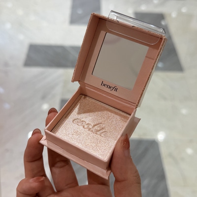 benefit贝玲妃流光飞舞高光Cookie 星河闪耀细腻水光小猴子推荐