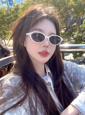 jennie同款墨镜女韩系白色椭圆TR90小框防紫外线近视偏光太阳眼镜