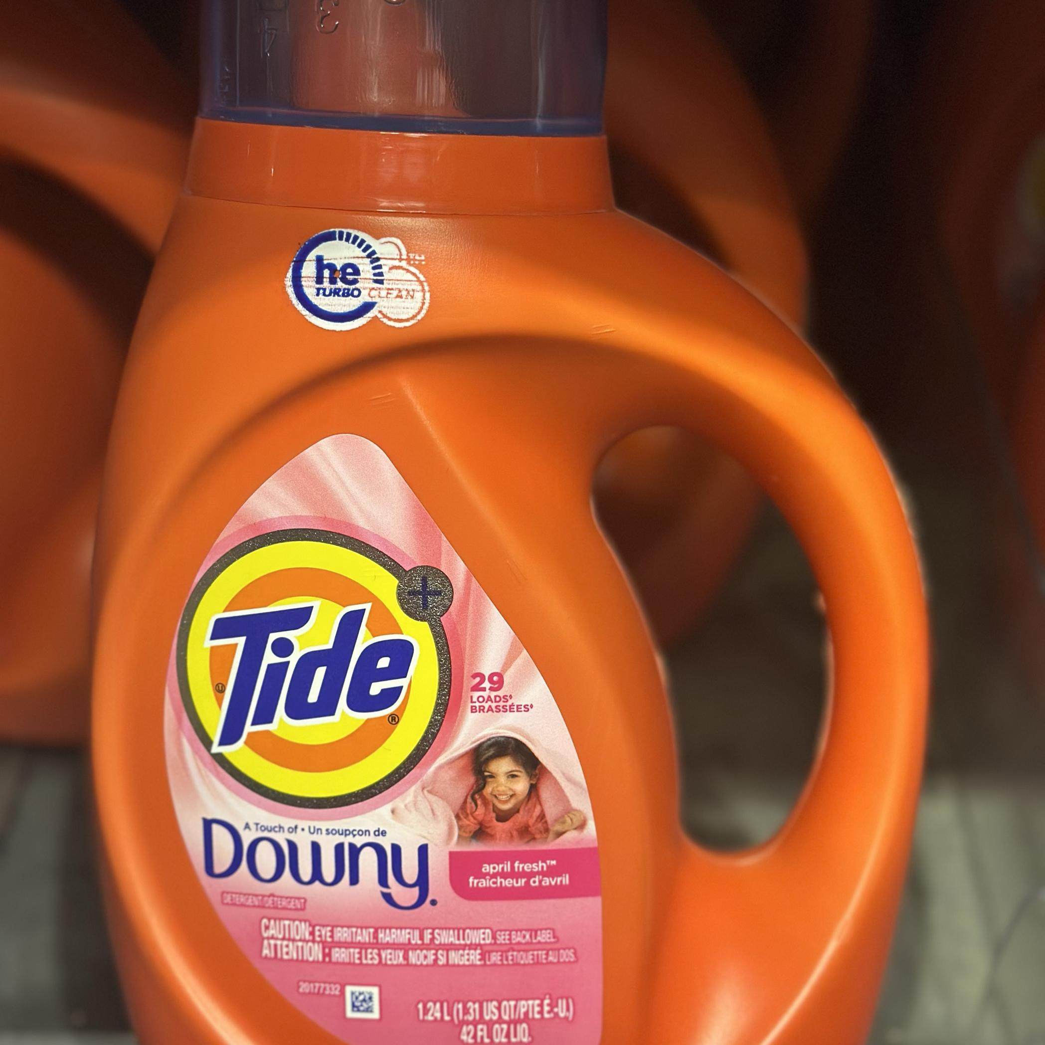 代购美国进口 TIDE/汰渍downy浓缩洗衣液/洗衣用品 花香 1.24升