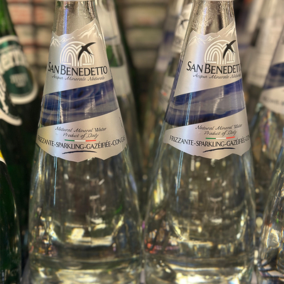 意大利SAN BENEDETTO/圣碧涛/圣培露矿泉水/有汽饮用水 750ML*2