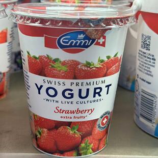 代购正品 瑞士进口EMMI/伊美双倍果肉草莓士多啤梨乳酪/酸奶 450g
