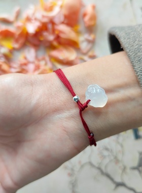 天然白玛瑙如意锁红绳手链