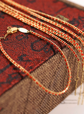 新品金红绳手链女彩金简约手工编织红绳小众百搭时尚通勤