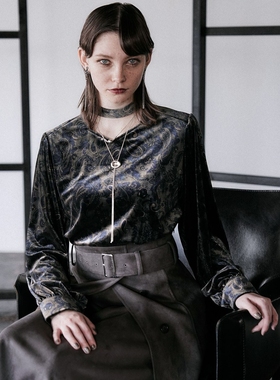 日本代购 HARE 佩斯利印花礼服罩衫 581311