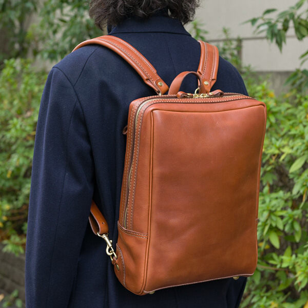 东京胖黄瓜日本代购 HERZ 手工制 牛皮双肩包 (R-28)