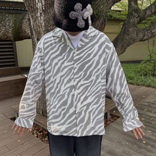 男款 斑马印花开放领宽松衬衫 BEAMS 0870 4折