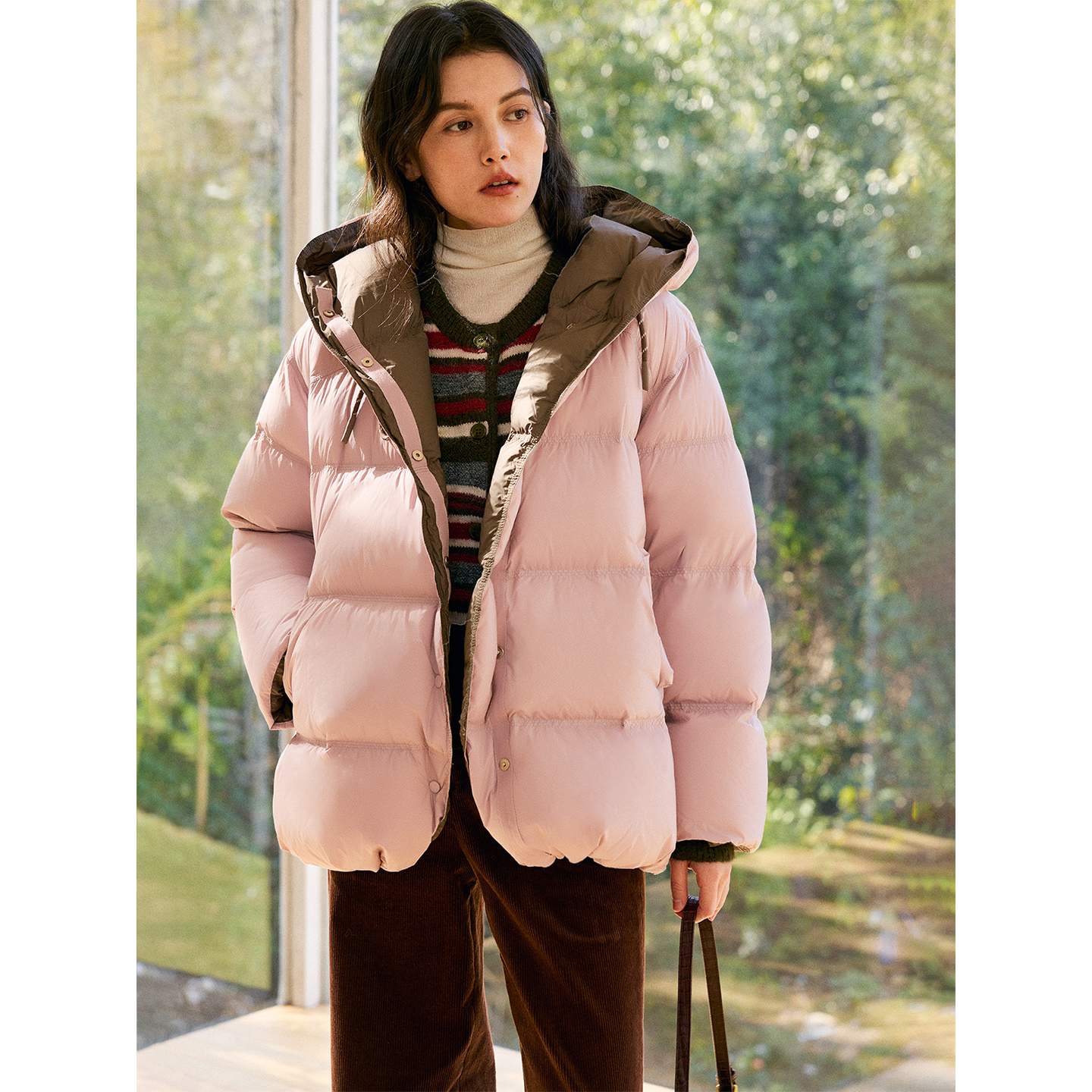 HeyDress撞色连帽羽绒服女冬季宽松高克重90白鸭绒防风保暖外套