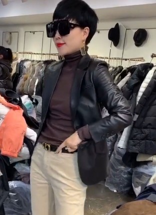 欧货真皮绵羊皮西装女修身显瘦两侧开叉2025春秋新款海宁皮衣外套
