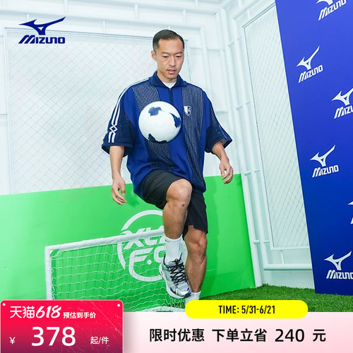 EVA中底轻量缓震，柔软回弹，舒适畅跑
