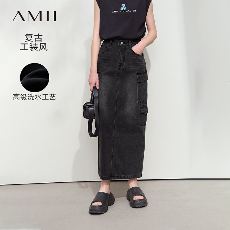Amii2026春新款休闲复古工装风牛仔裙半身裙女H型开叉黑色裙子