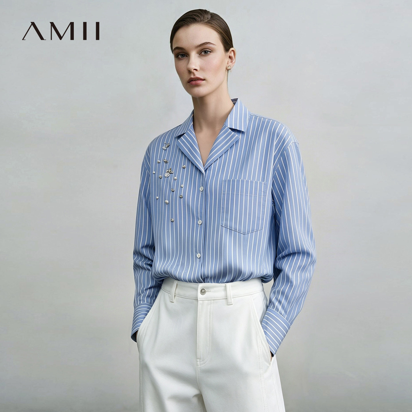 Amii2026秋新款西装领钉钻工艺条纹衬衫女长袖衬衣宽松中长上衣