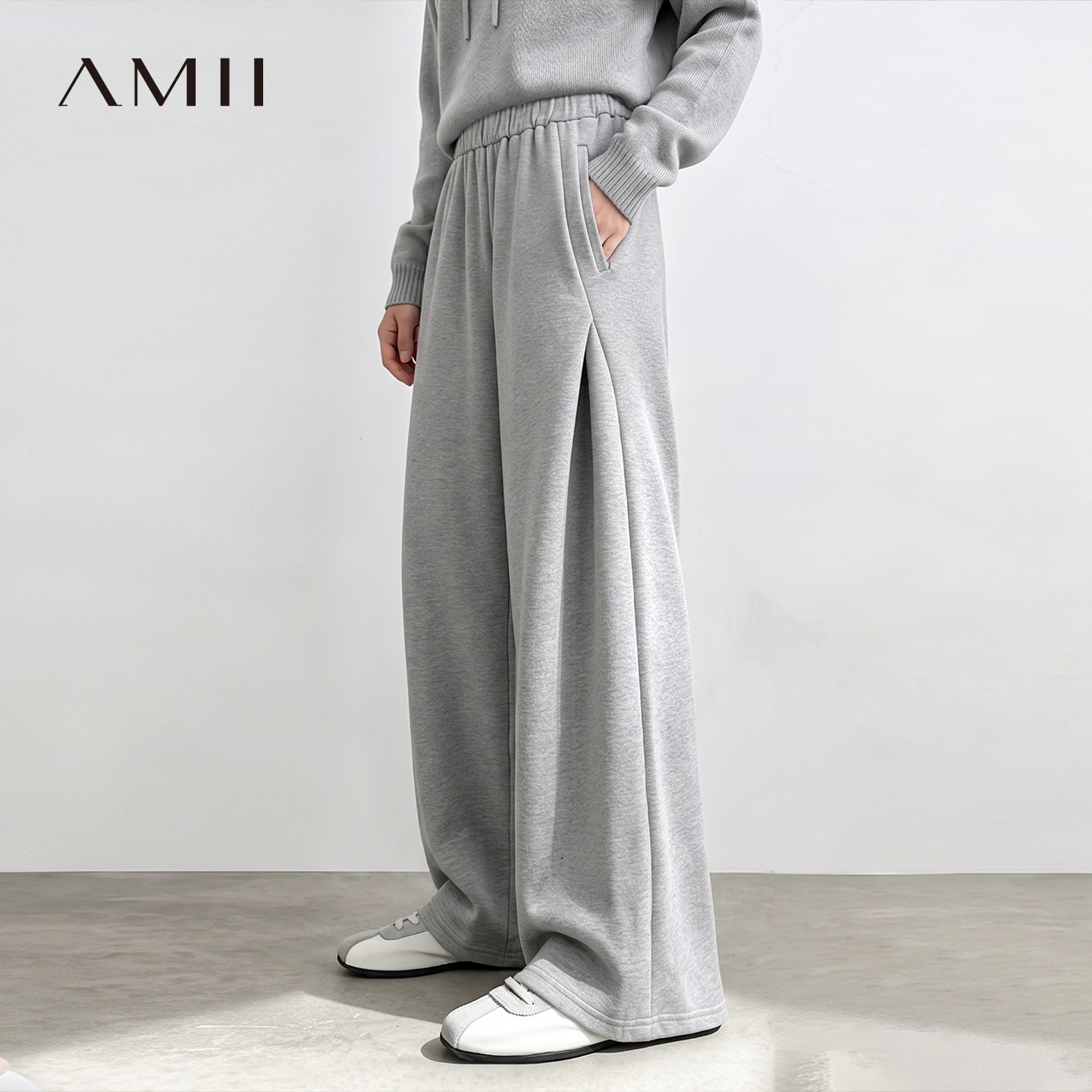 Amii2026秋新款百搭橡筋腰收褶藏肉阔腿裤休闲长裤女棉质宽松裤子