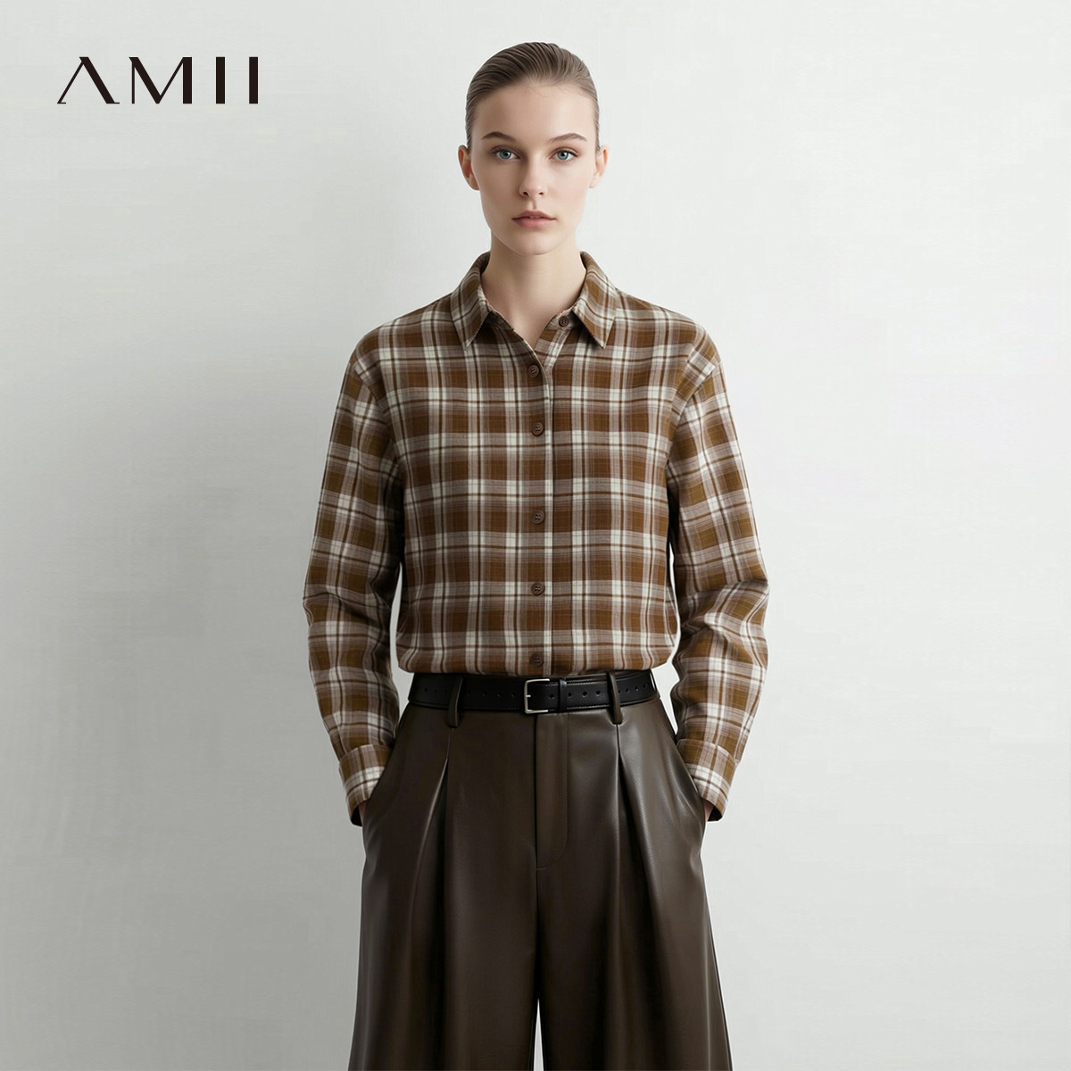 Amii2026秋新款宽松翻领落肩袖长袖磨毛格纹衬衫女中长款衬衣上衣