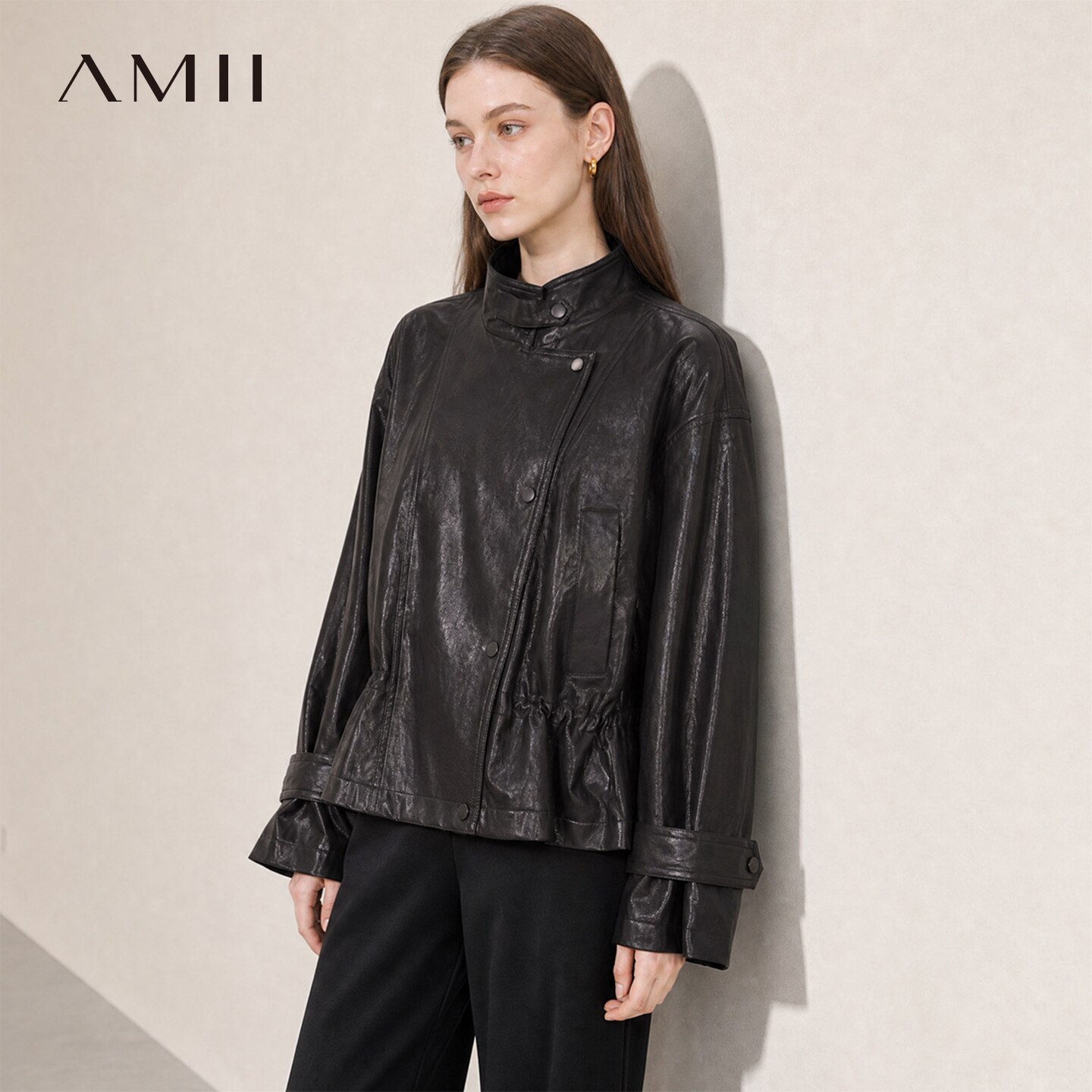 Amii【PU皮夹克】26秋时尚通勤配下摆可抽绳高级感pu皮外套女